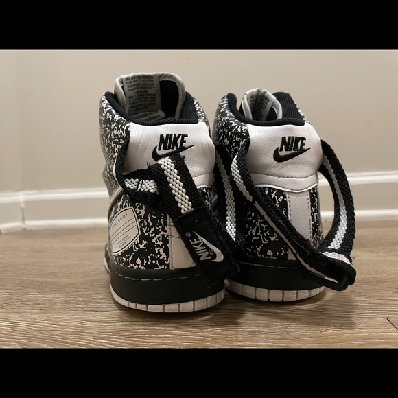 **PENDING SALE*** - Picture 5 of 10